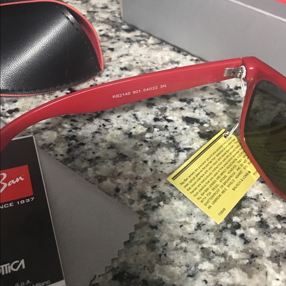 Ray-Ban Wayfarer - Picture 5 of 8